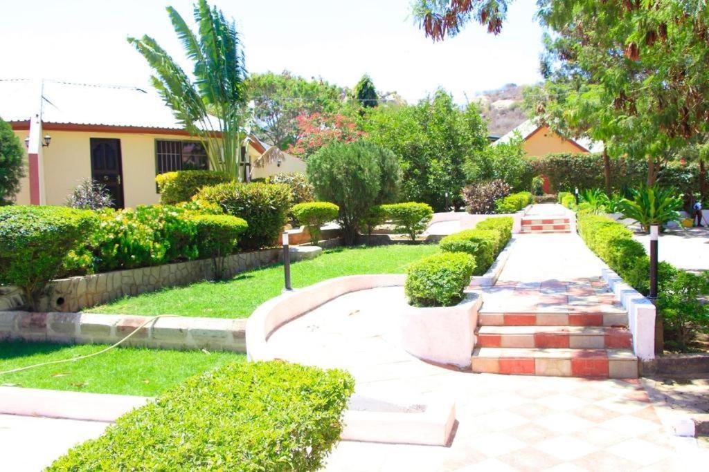 Royal Village Hotel Dodoma Exterior foto